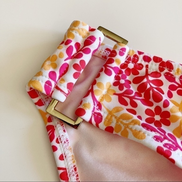 𝅺Old Navy Floral Print Bikini Bottoms Size XL - Picture 3 of 8